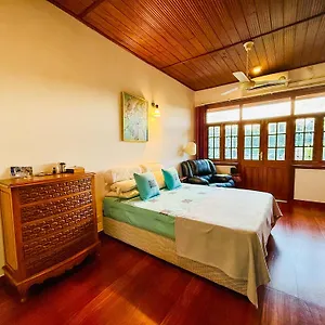 The Tenthola Kandy